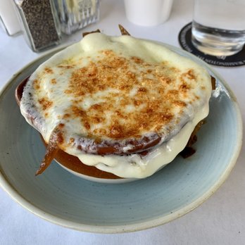Martin's Tavern - French Onion Soup - Breakfast & Brunch Near Me - Washington, DC, District of Columbia Martin's Tavern - French Onion Soup - Breakfast & Brunch Near Me - Washington, DC, District of Columbia