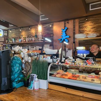 Sushi Bella - Sushi Bars Near Me - North Vancouver, British Columbia Sushi Bella - Sushi Bars Near Me - North Vancouver, British Columbia