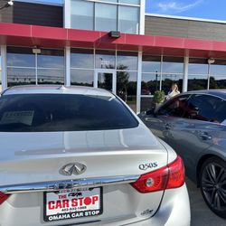 Omaha Car Stop - Exterior