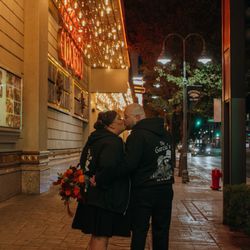 Bumblebee Blooms Flower Boutique