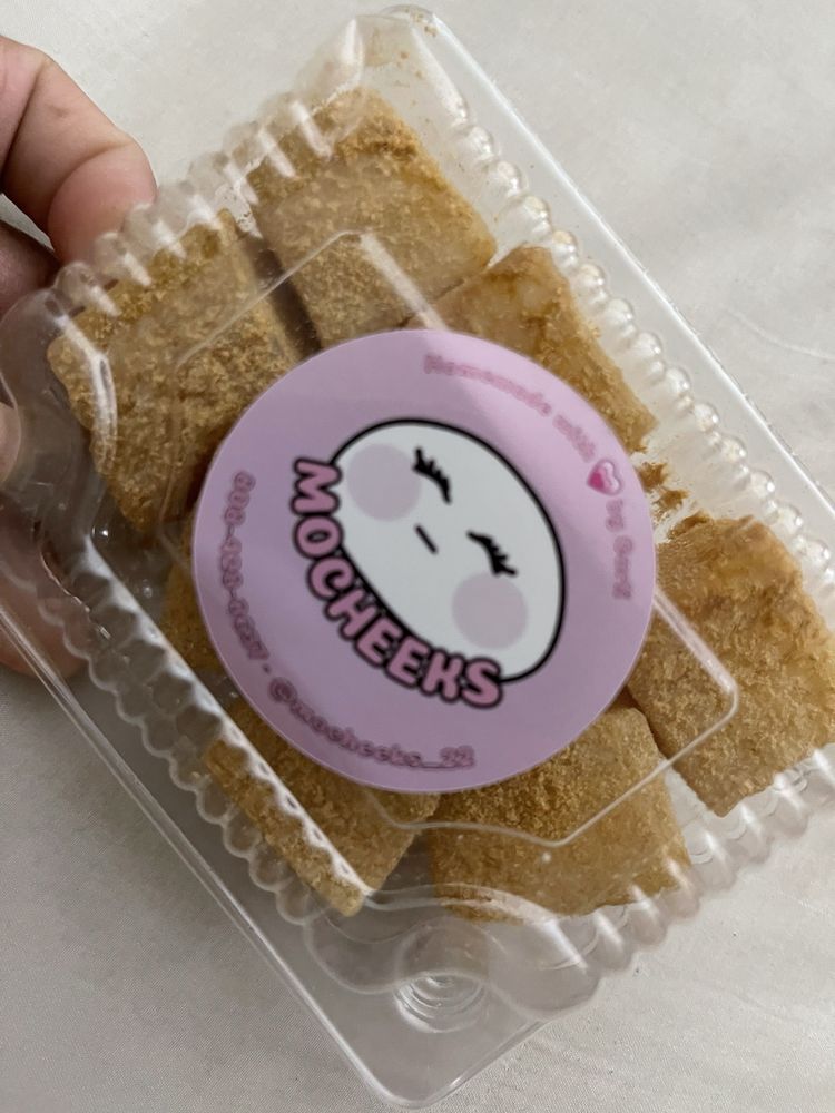Mocheeks