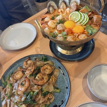 Manon - Thai Near Me - Fullerton, California Manon - Thai Near Me - Fullerton, California