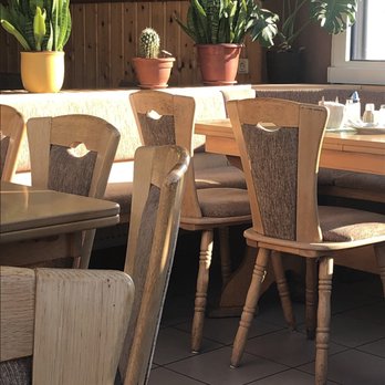 Raststätte Drei Gleichen - Klassisches Imbissdesign. Erstaunlicherweise sind die Zimmerpflanzen wieder hip. ;-)) in Berlin - Gas Stations Near Me - Mühlberg, TH Raststätte Drei Gleichen - Klassisches Imbissdesign. Erstaunlicherweise sind die Zimmerpflanzen wieder hip. ;-)) in Berlin - Gas Stations Near Me - Mühlberg, TH
