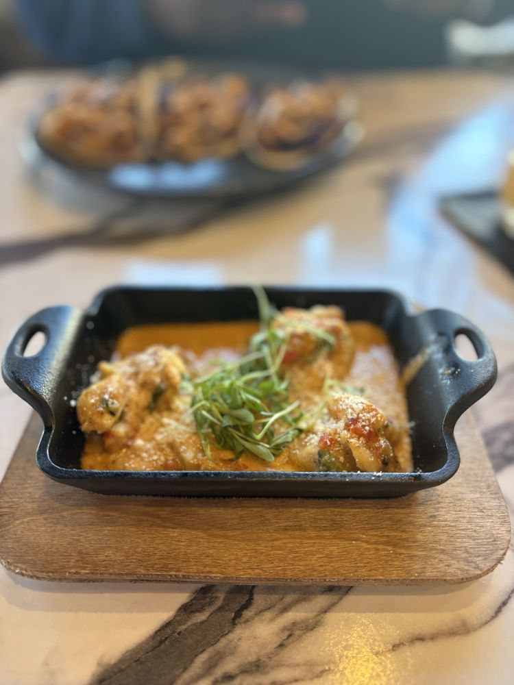 Social spots from Mucho Gusto