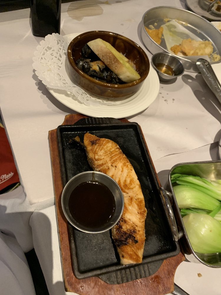 SPOON & FORK PLUS 136 Photos & 89 Reviews 478 Dundas Street W