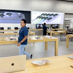 Apple Fashion Island
