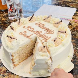 Almond-chestnut cake! So So So good! Get it! You won't regret it!