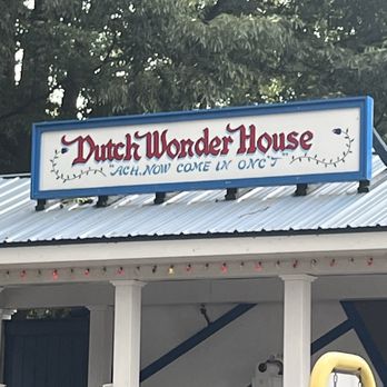 Dutch Wonderland - Historic Dutch Wonder House - Amusement Parks Near Me - Lancaster, Pennsylvania