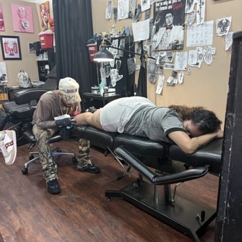 Ink Junky Tattoo Studio - Tattoo therapy - Tattoo Near Me - New York, New York Ink Junky Tattoo Studio - Tattoo therapy - Tattoo Near Me - New York, New York