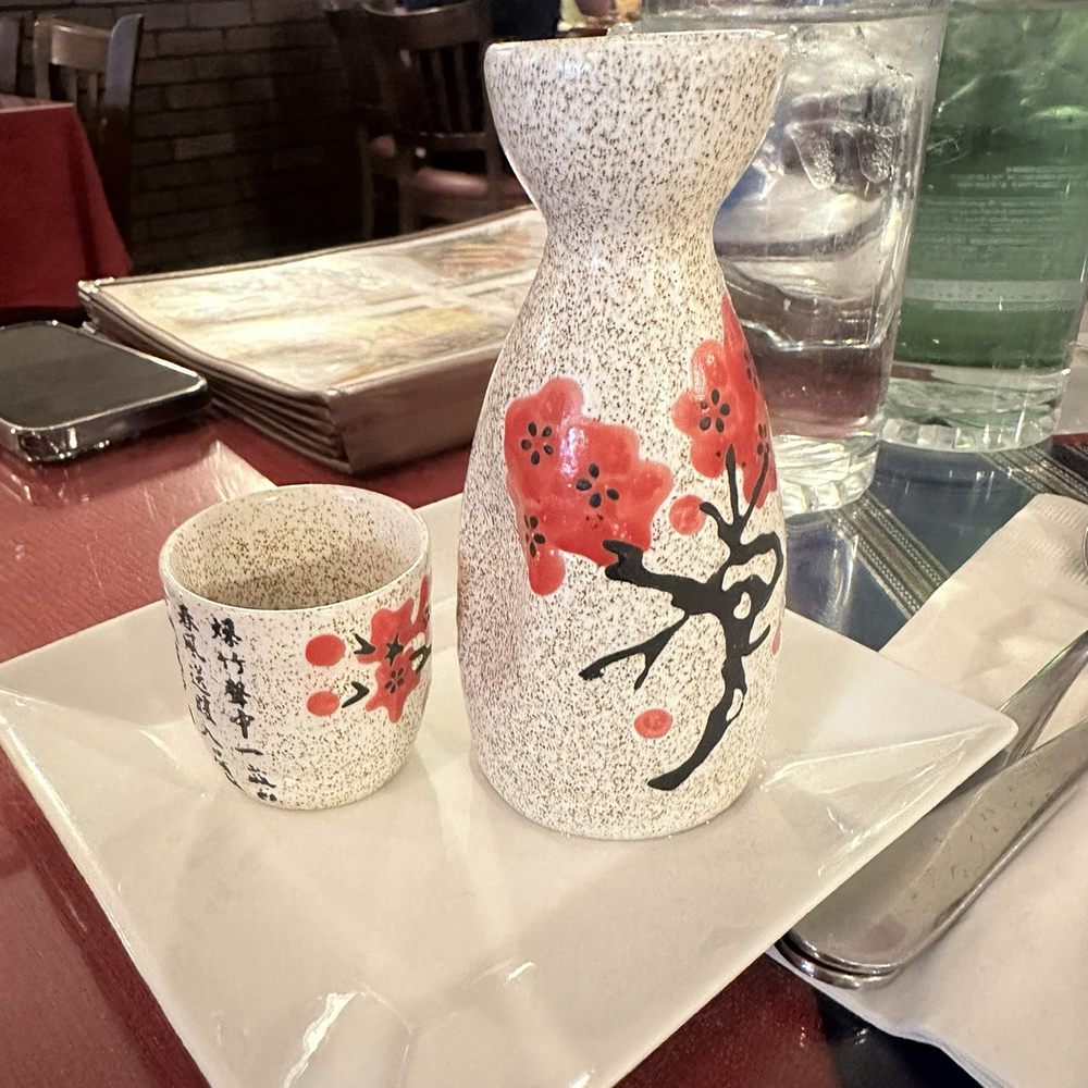Chadar Thai Restaurant - Sake - Thai Near Me - Richmond, Virginia