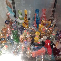 Pappys Smokes and More - A wide variety of glass pipes