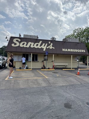 Sandy's Hamburgers by null