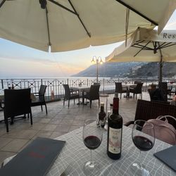 Eldorado Cafè - Wine, bread