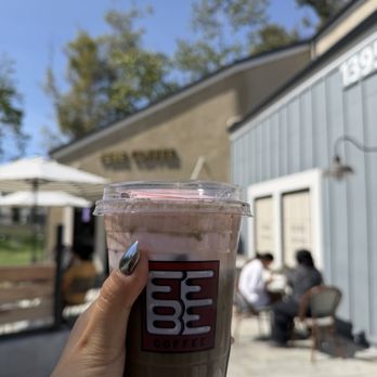 Febe Coffee - Strawberry hojicha - Coffee & Tea Near Me - Irvine, California Febe Coffee - Strawberry hojicha - Coffee & Tea Near Me - Irvine, California