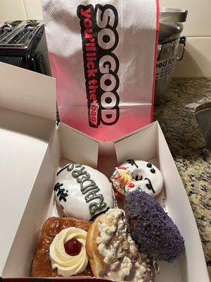 Pinkbox Doughnuts by null