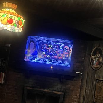 Charlie Brown's Restaurant - Pubs Near Me - Lexington, Kentucky Charlie Brown's Restaurant - Pubs Near Me - Lexington, Kentucky