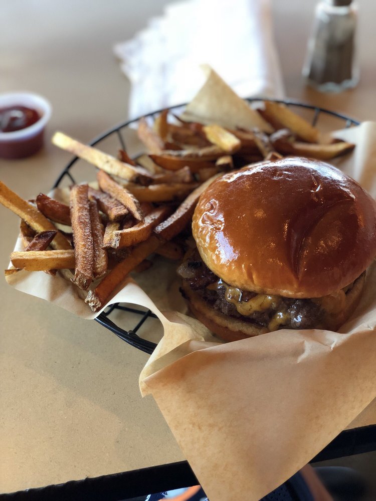 FOUR BROTHERS BISTRO AND GRILL 137 Photos & 176 Reviews 711 N