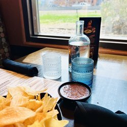 Hacienda Colorado - Booths made me feel comfy