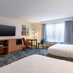 Hampton Inn & Suites Prattville - Guest room