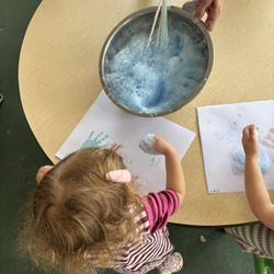Le Petit Jardin French Immersion Preschool - Messy and fun sensory exploration and art!