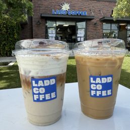 Treat Yo Self Latte & Vanilla Bean