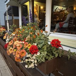 Siam - Flowers outside restaurant