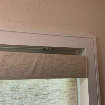 3 Day Blinds - Had these for about a month and they're already falling off the hinge. - Shades & Blinds Near Me 3 Day Blinds - Had these for about a month and they're already falling off the hinge. - Shades & Blinds Near Me