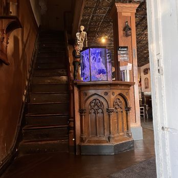 Gabriel's Gate - Entrance - American Near Me - Buffalo, New York