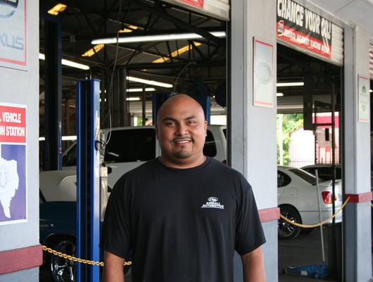 Kindall Automotive by null