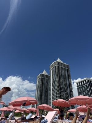 Grand Beach Hotel by null