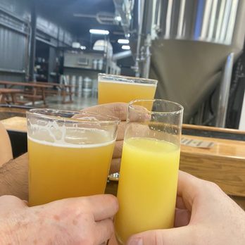 Five Window Beer - Breweries Near Me - Lodi, California