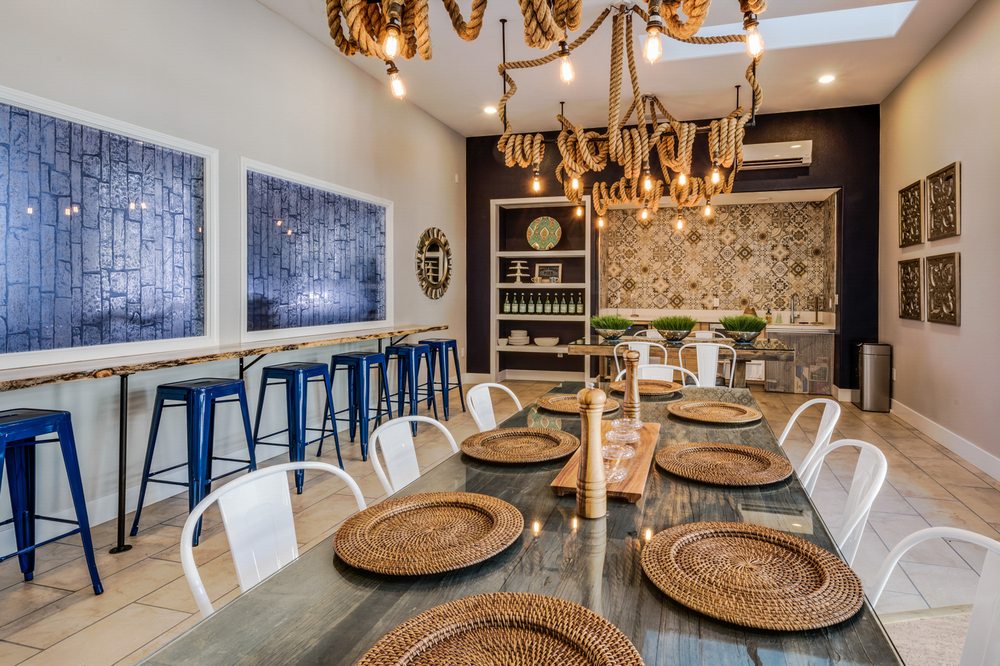 STEVENSON PLACE APARTMENTS Updated October 2024 67 Photos & 84 Reviews 4141 Stevenson Blvd