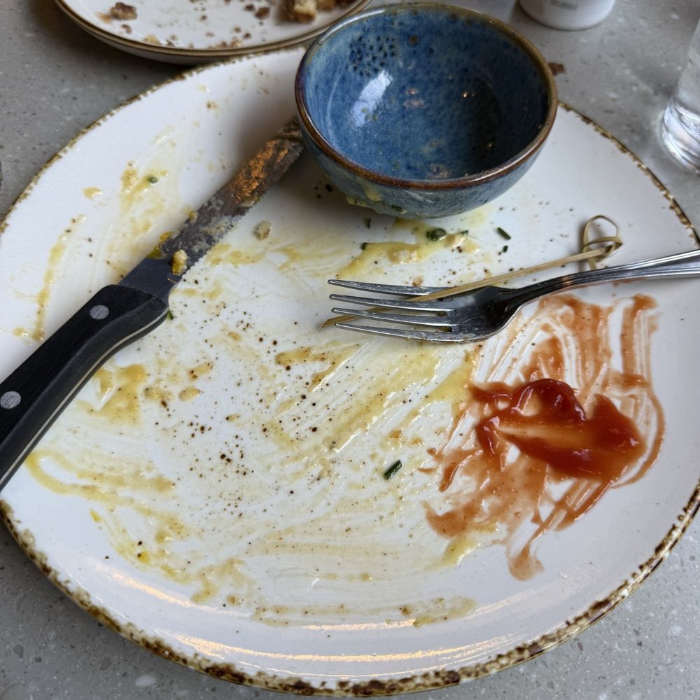 Gus's BBQ - The aftermath. If this doesn't sell you on a good meal then what literally what - Barbeque Near Me - Porter Ranch, California