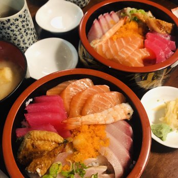 Musashi's - Chirashi bowl $15.50 - Sushi Bars Near Me - Seattle, Washington