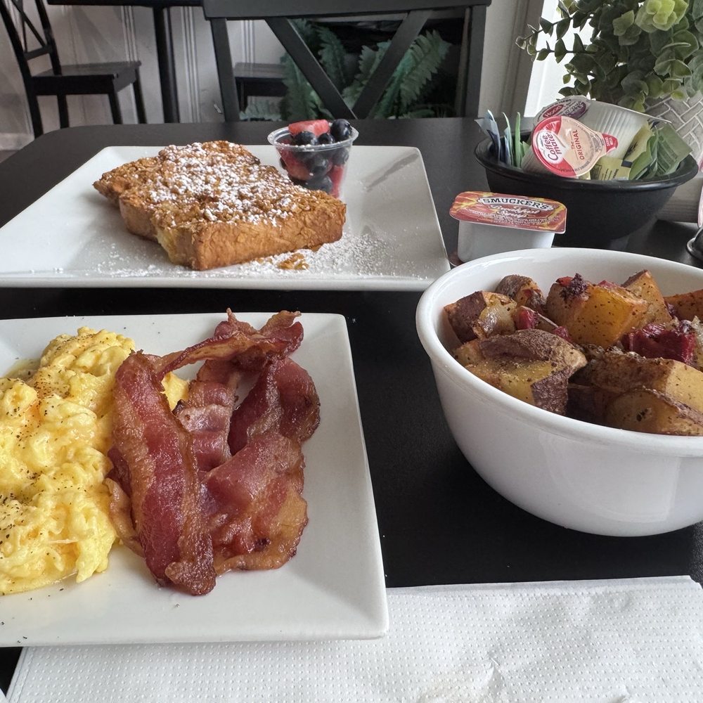 Our Recipes Cafe & Catering - Can't miss with this sleeper - Cafes Near Me - Halethorpe, Maryland Our Recipes Cafe & Catering - Can't miss with this sleeper - Cafes Near Me - Halethorpe, Maryland