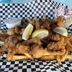 Whole belly clam plate