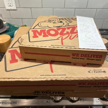 Mozzi's Pizza - Pizza Near Me - Greenfield, Indiana