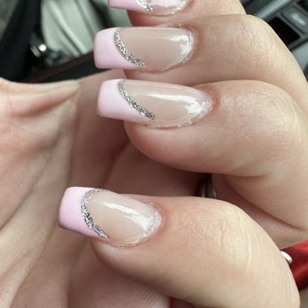 Nails Maxx - Acrylic lifting from nails. - Nail Salons Near Me - Rio Rancho, New Mexico