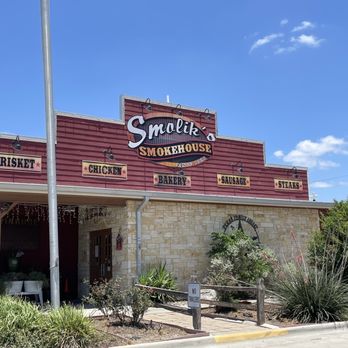 Smolik's Smokehouse - Restaurant exterior - Barbeque Near Me - Mathis, Texas Smolik's Smokehouse - Restaurant exterior - Barbeque Near Me - Mathis, Texas