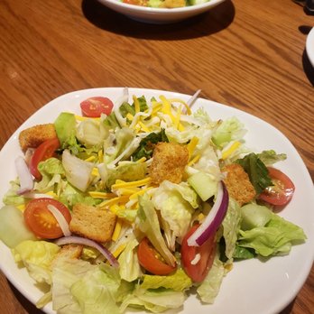 Outback Steakhouse - Very fresh salad - Steakhouses Near Me - Louisville, Kentucky