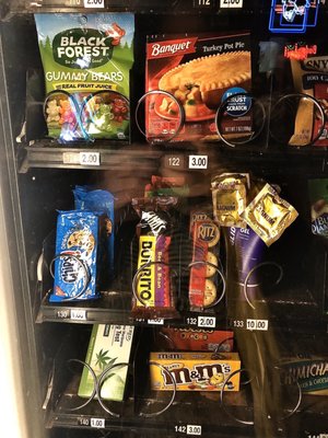 Don's Club Tavern by null