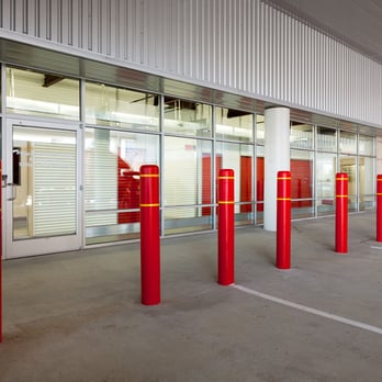 Proguard Self Storage - Proguard Storage Covered Loading Area - Self Storage Near Me - Houston, Texas