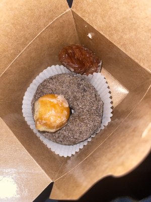 Earnest Donuts by null