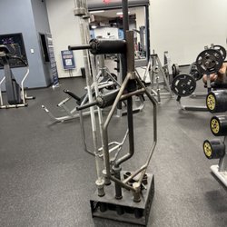 Gold's Gym