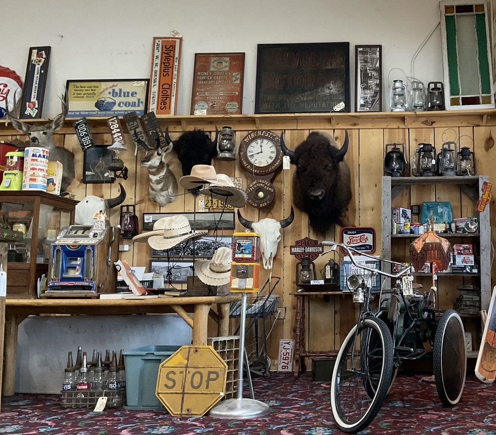 MAIN STREET ANTIQUES AND DECOR Updated July 2024 29 Photos 630 N