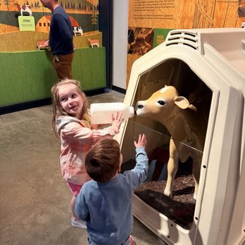 Tillamook Creamery - Cheese Shops Near Me - Tillamook, Oregon Tillamook Creamery - Cheese Shops Near Me - Tillamook, Oregon