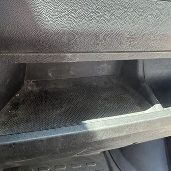 Budget Car Rental - Space over glove compartment - Truck Rental Near Me - San Jose, California Budget Car Rental - Space over glove compartment - Truck Rental Near Me - San Jose, California