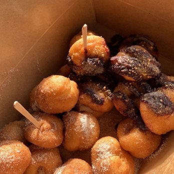 Fredericksburg Mini-Donut Co. - Blueberry lemon and cinnamon sugar - Donuts Near Me - Fredericksburg, Texas
