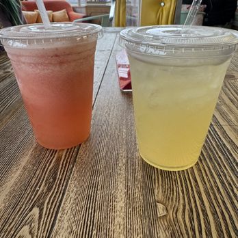 Green Street Eatery - Strawberry and watermelon lemonade 10/10 Classic lemonade was good too 8/10 - Vegan Near Me - Levittown, New York
