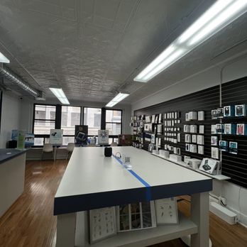 iStore - Mobile Phone Repair Near Me - New York, New York